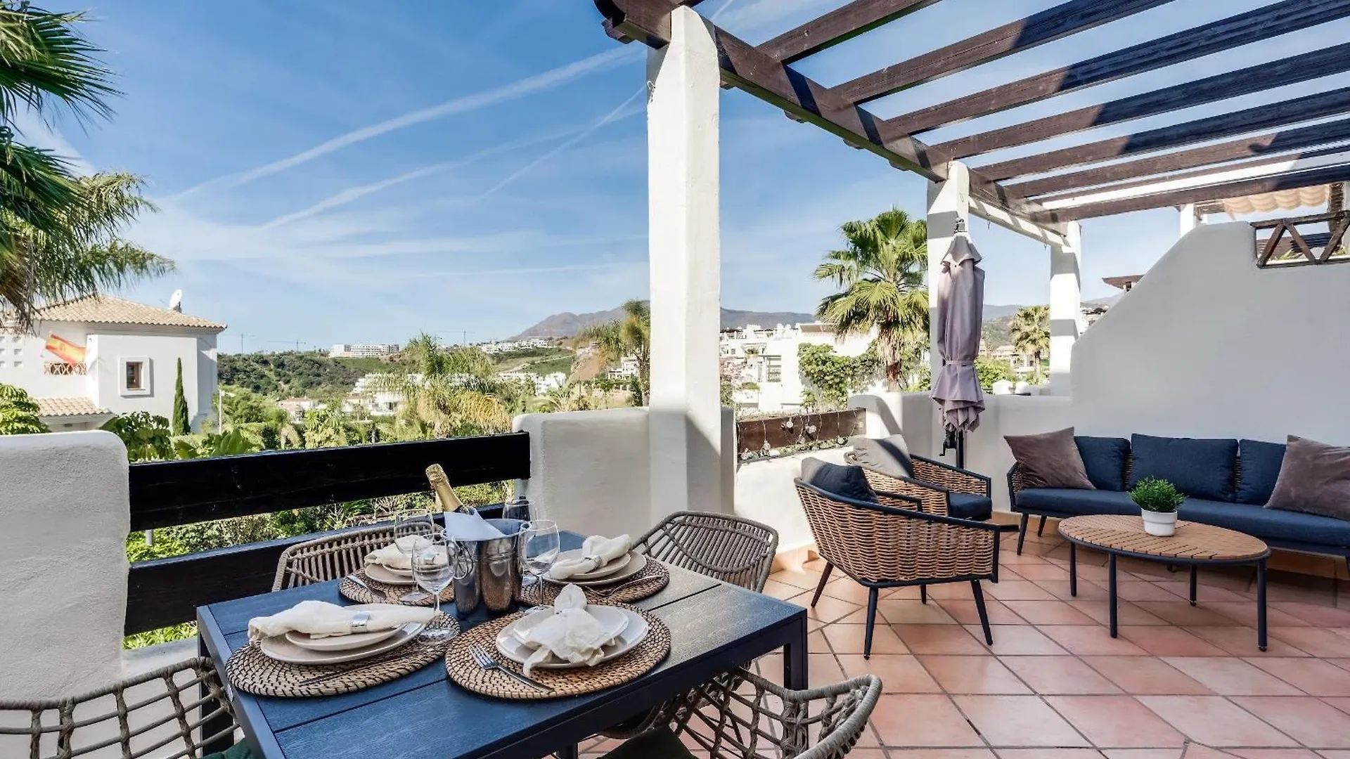 Sunset Golf Resort - With Pool And Parking Estepona Apartment