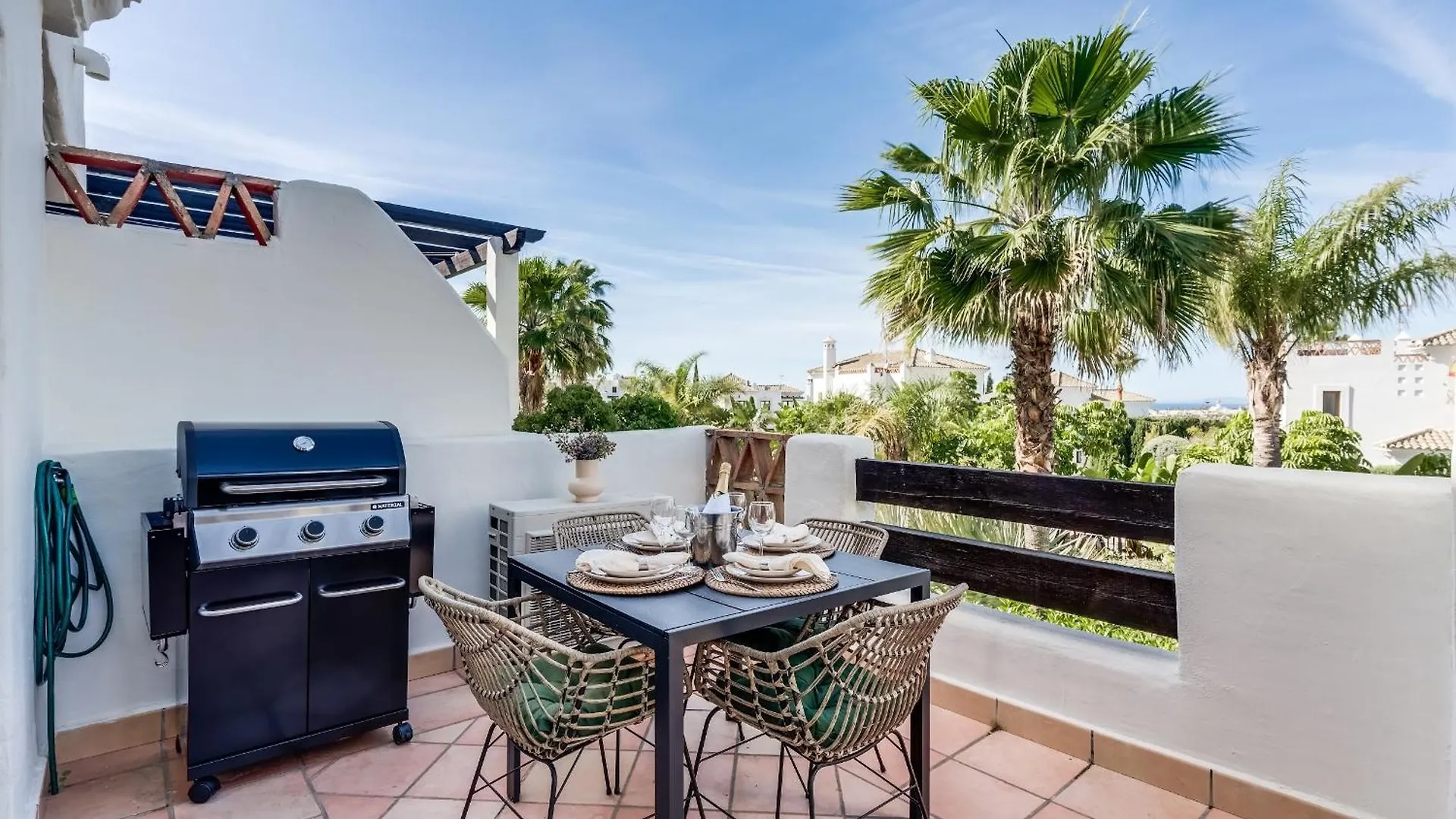 Sunset Golf Resort - With Pool And Parking Estepona